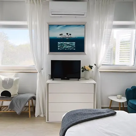 Modern In The Heart Of Apartment
