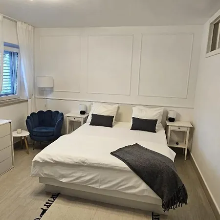 Apartment Modern In The Heart Of