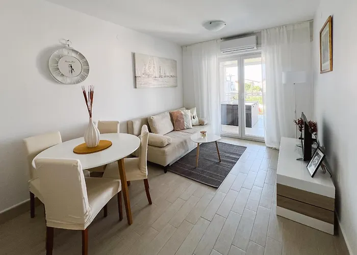 Apartament Modern In The Heart Of