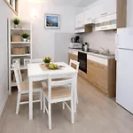 Modern In The Heart Of Daire *