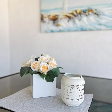 Modern In The Heart Of アパート