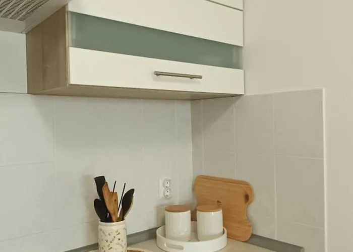 Modern In The Heart Of Διαμέρισμα Njivice